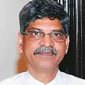 Dr Rajan Welukar
